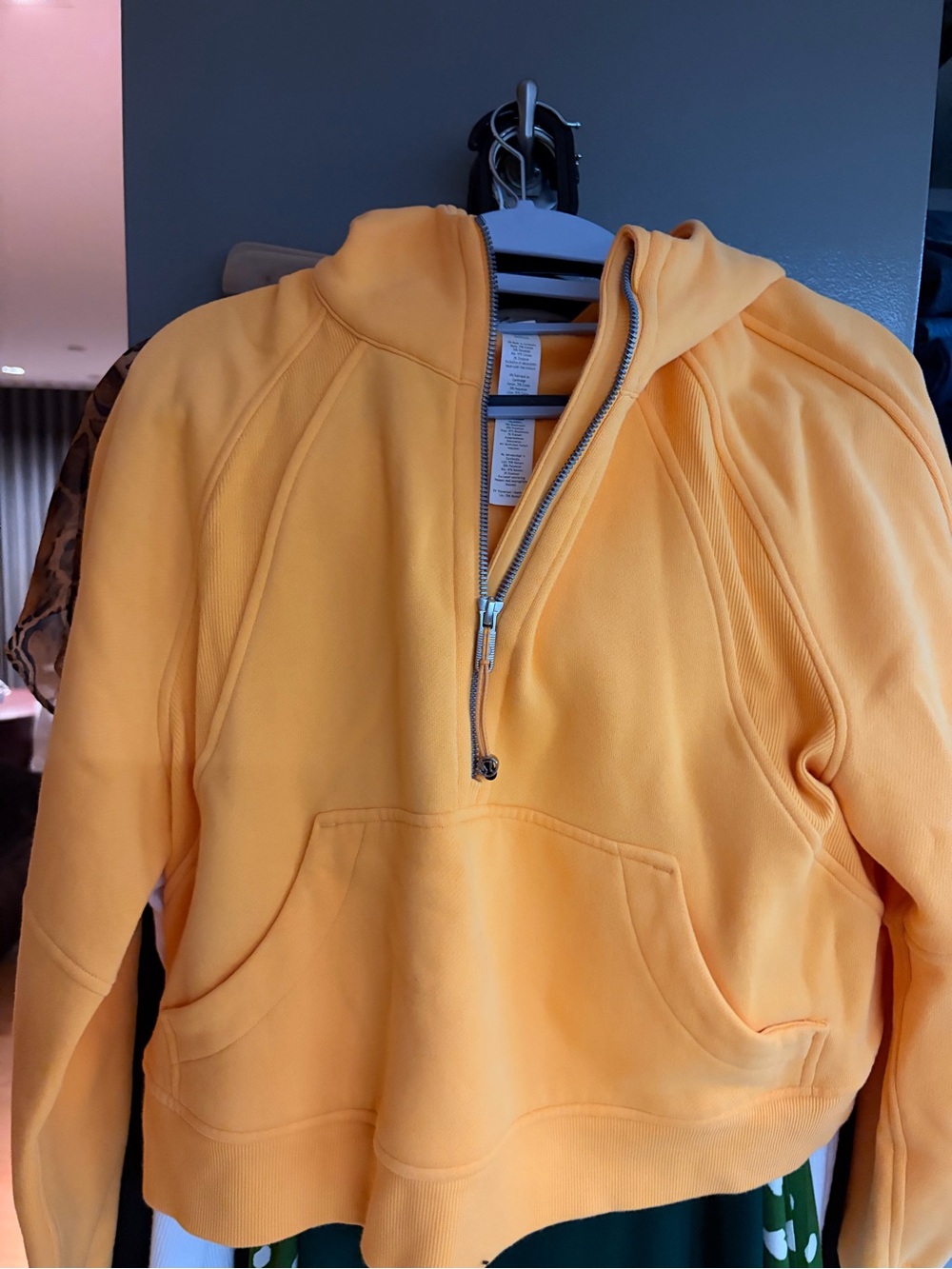Lululemon Scuba Hoodie View 2